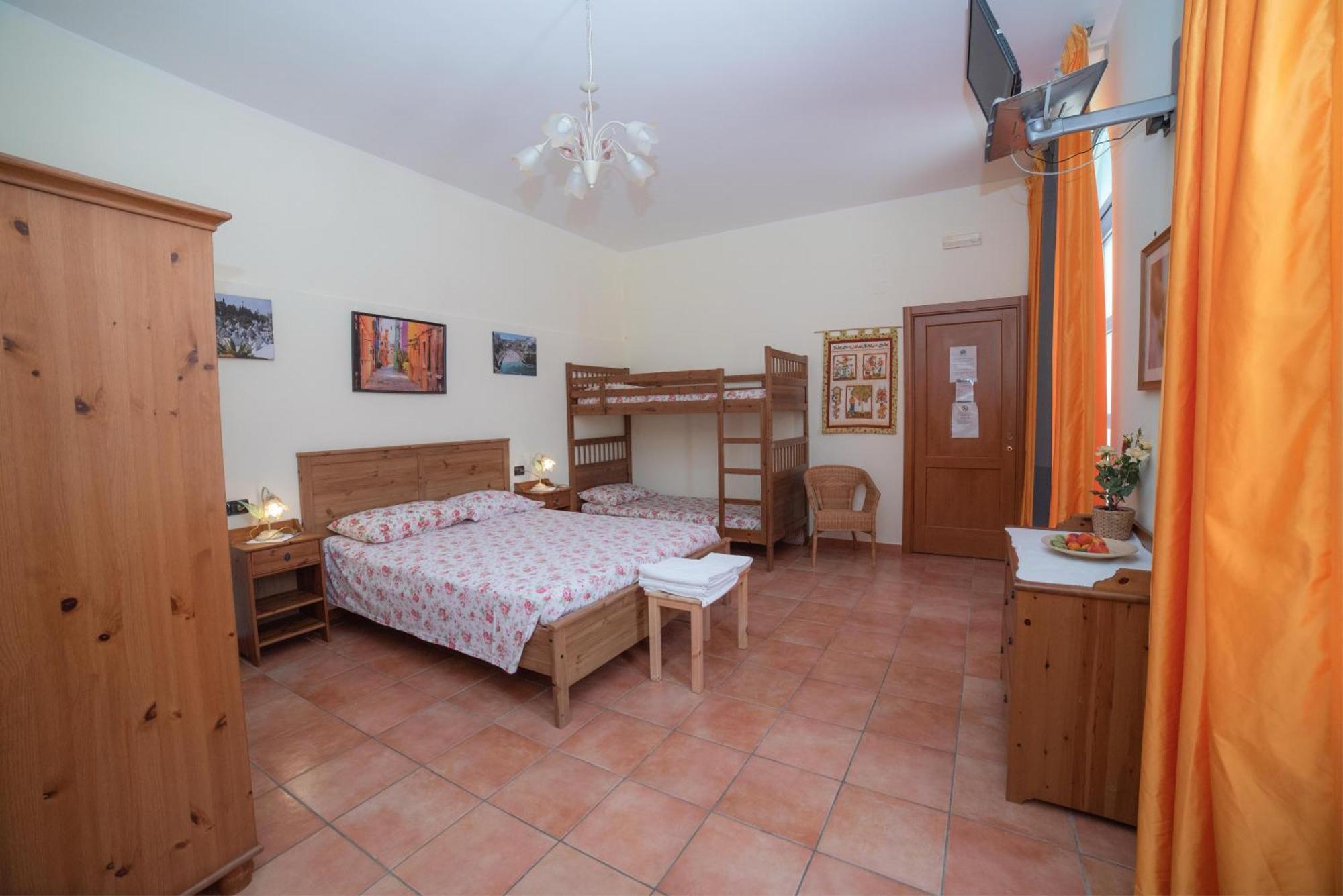 Agriturismo Fiori D'Arancio Palagiano Exterior foto